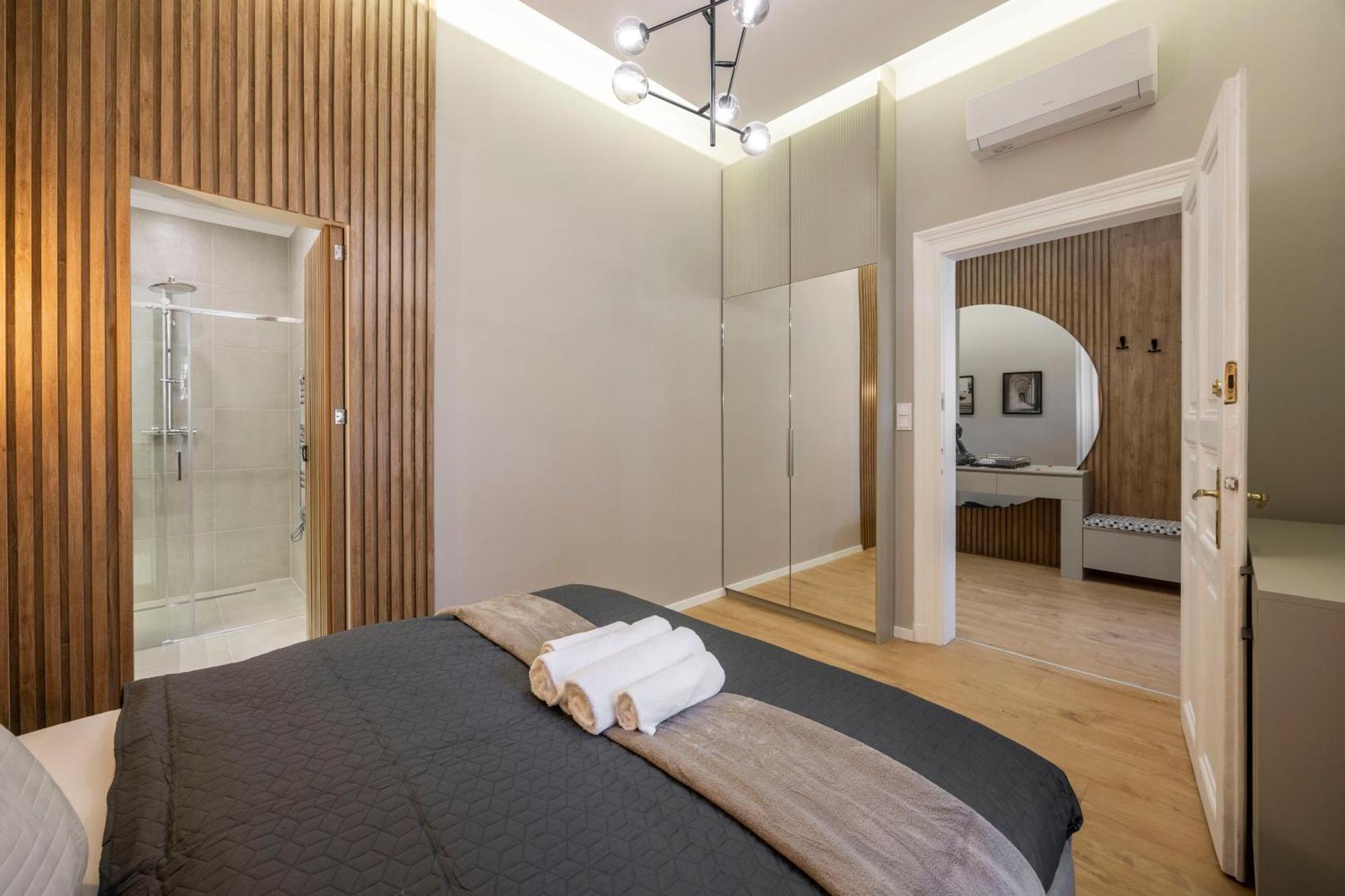 Exclusive N' Spacious Elizabeth Central Suite Budapest Exterior foto